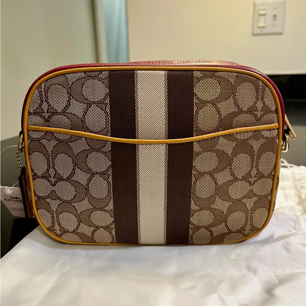 Coach Dempsey Camera Bag in Signature Jacquard with Patch - Picture 10 of 14